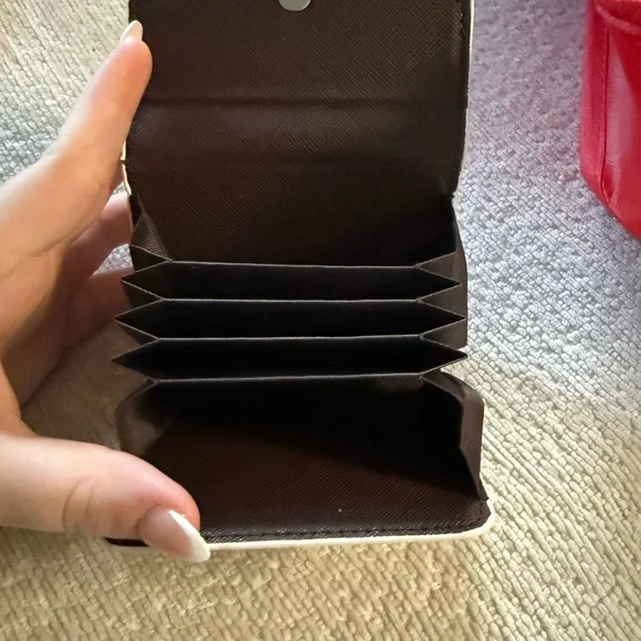 Checkered Wallet - Picture 2 of 3